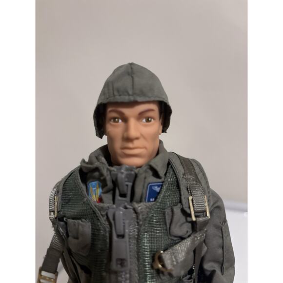 GI JOE 12" FAO Schwarz F15E Pilot Pre-Owned VG Condition - Picture 7 of 15